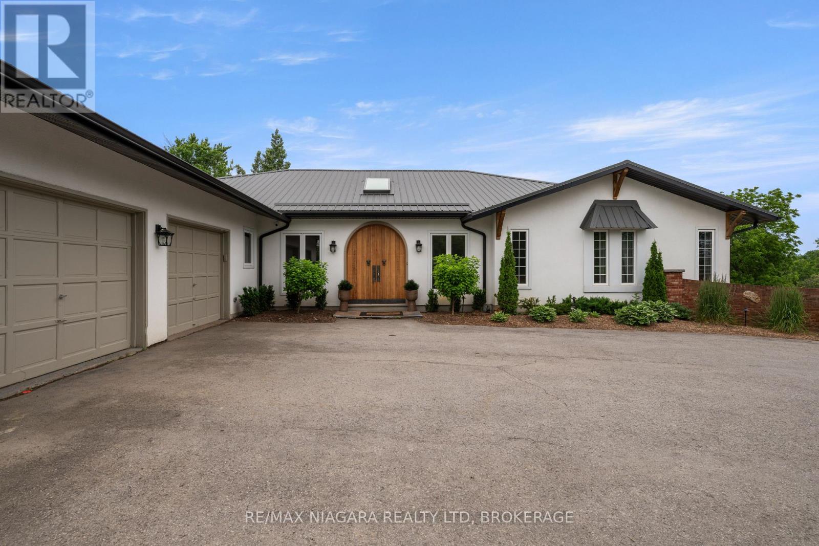 340 ROLAND ROAD - Image 2