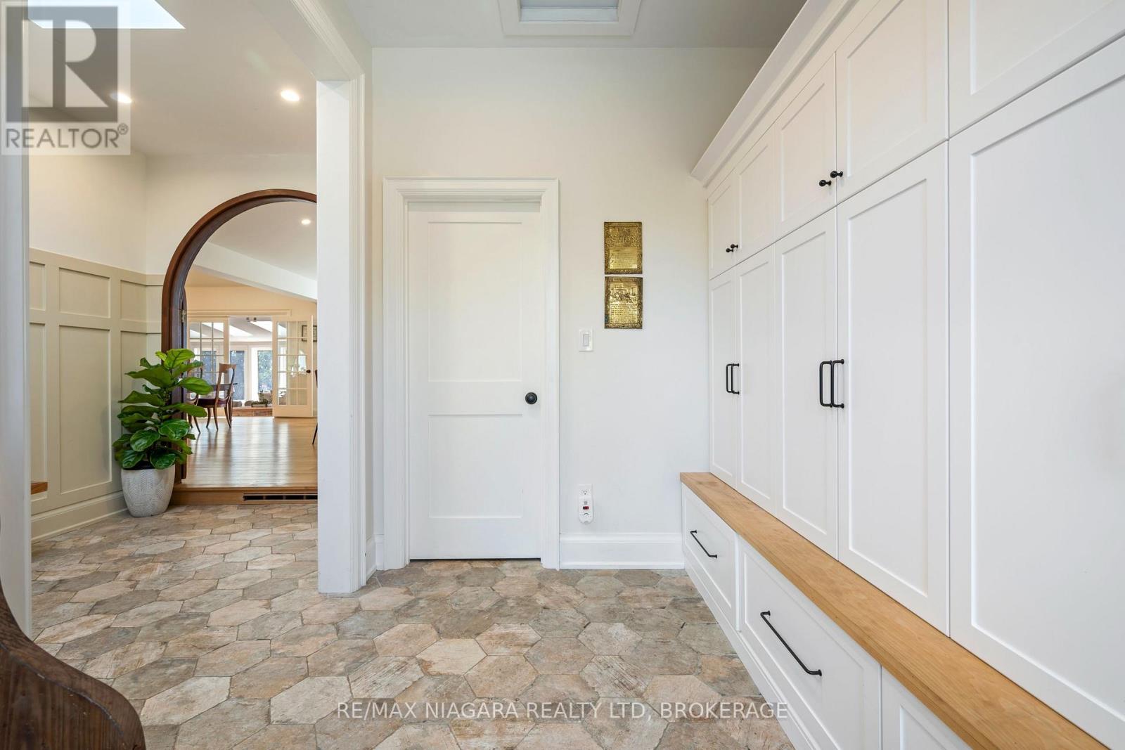 340 ROLAND ROAD - Image 33