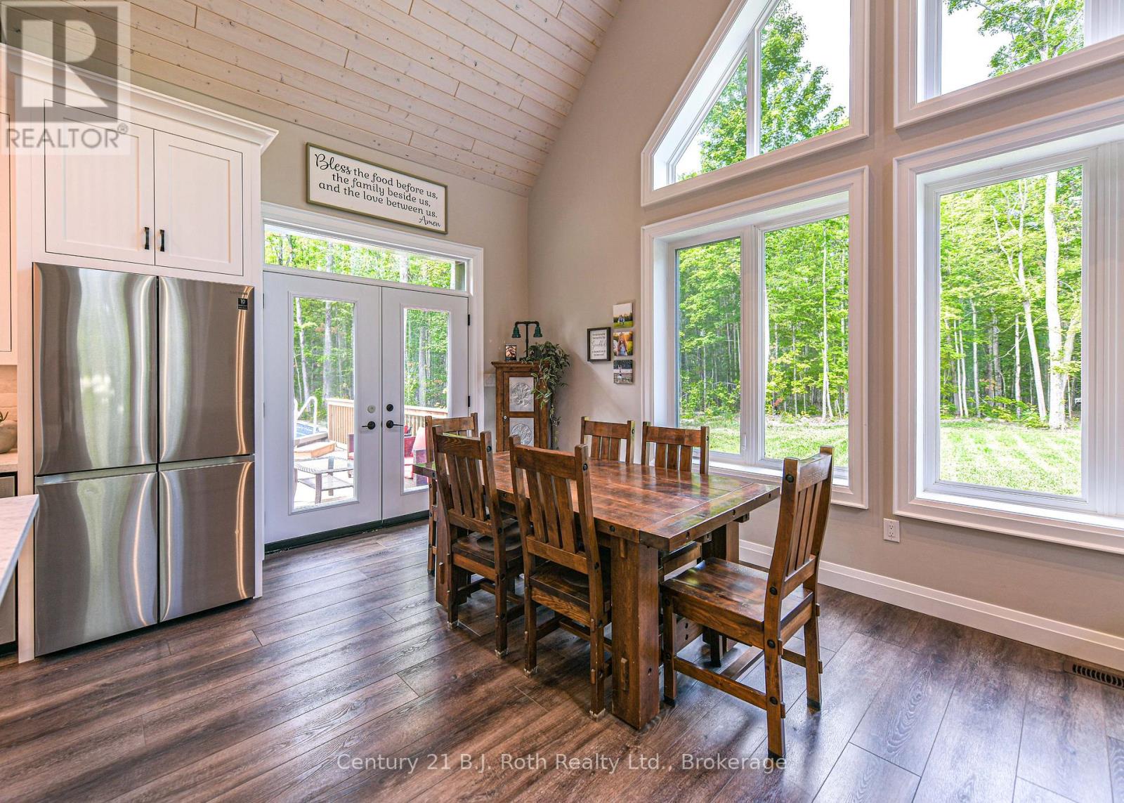 3082 FAIRGROUNDS ROAD - 23