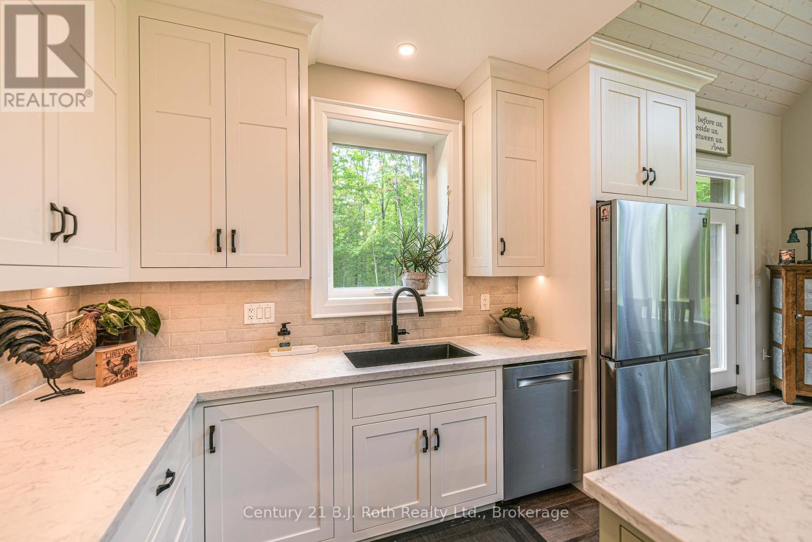 3082 FAIRGROUNDS ROAD - 27