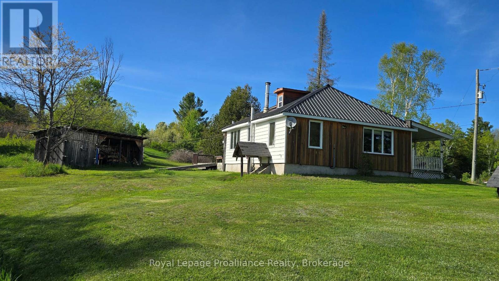 276 5TH CONCESSION ROAD N - 20
