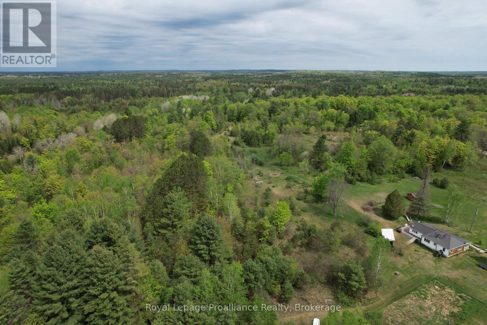 276 5TH CONCESSION ROAD N - 33