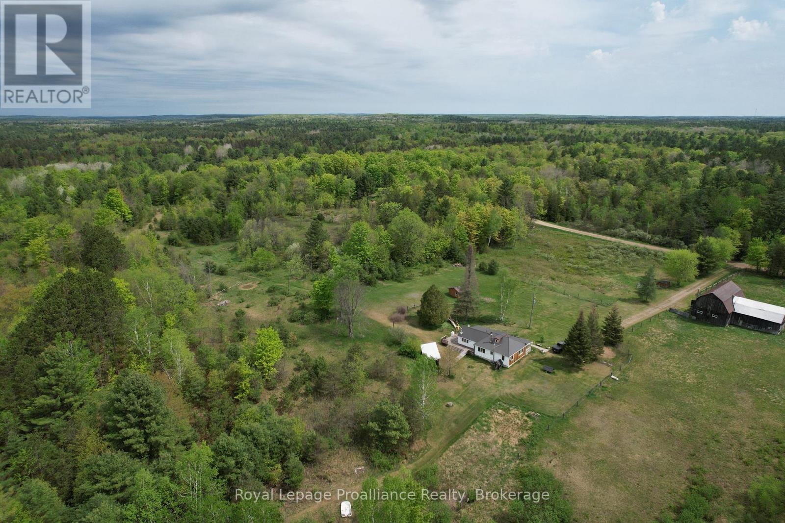 276 5TH CONCESSION ROAD N - 34