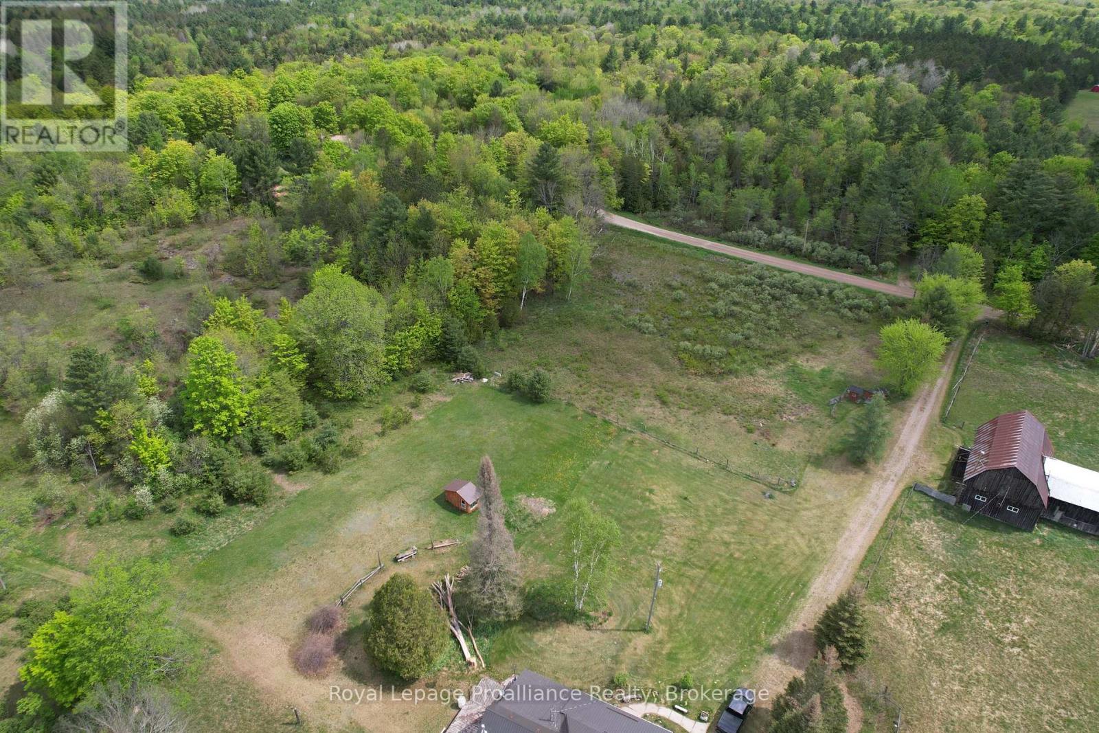 276 5TH CONCESSION ROAD N - 35