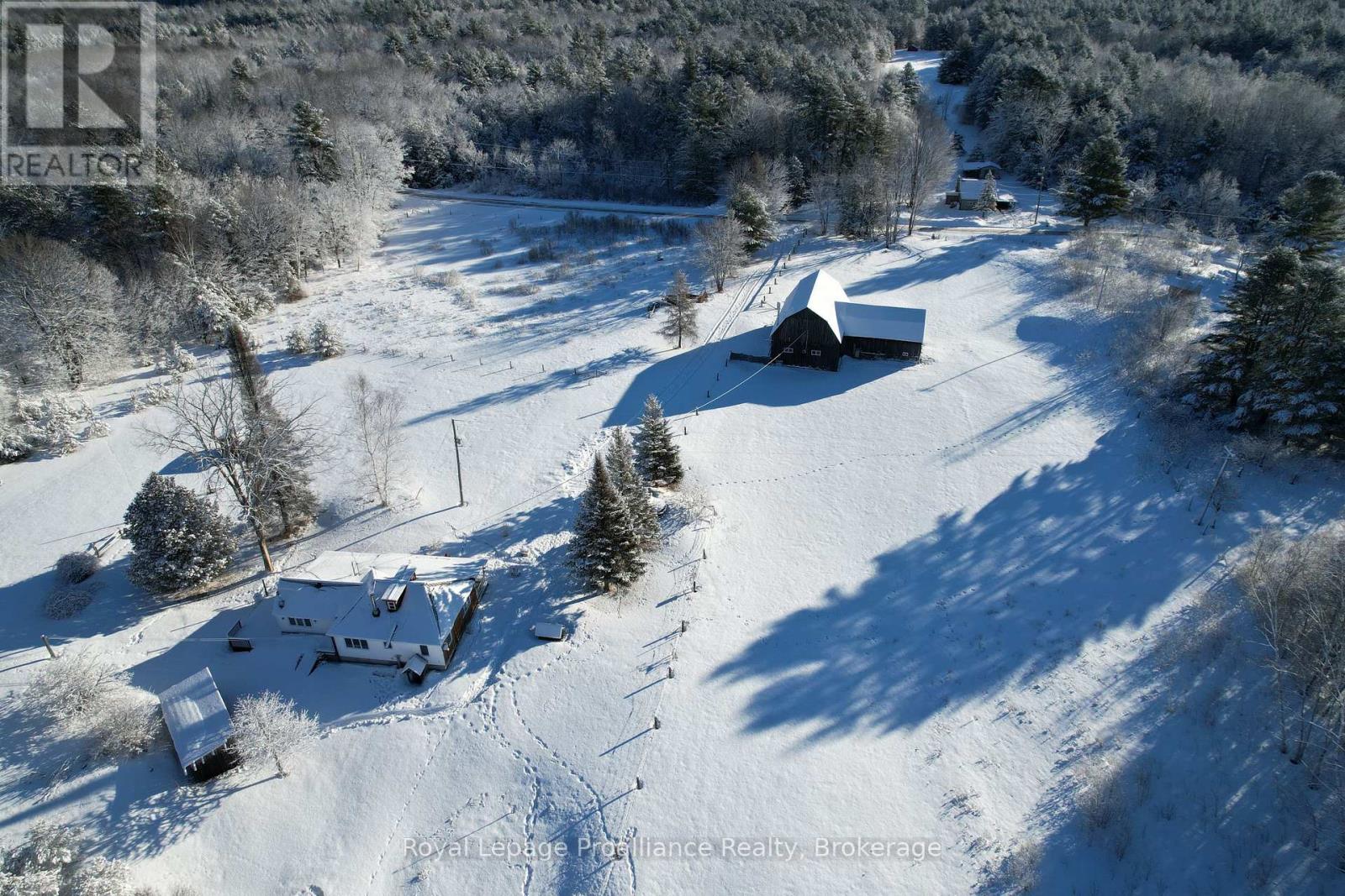 276 5TH CONCESSION ROAD N - 37