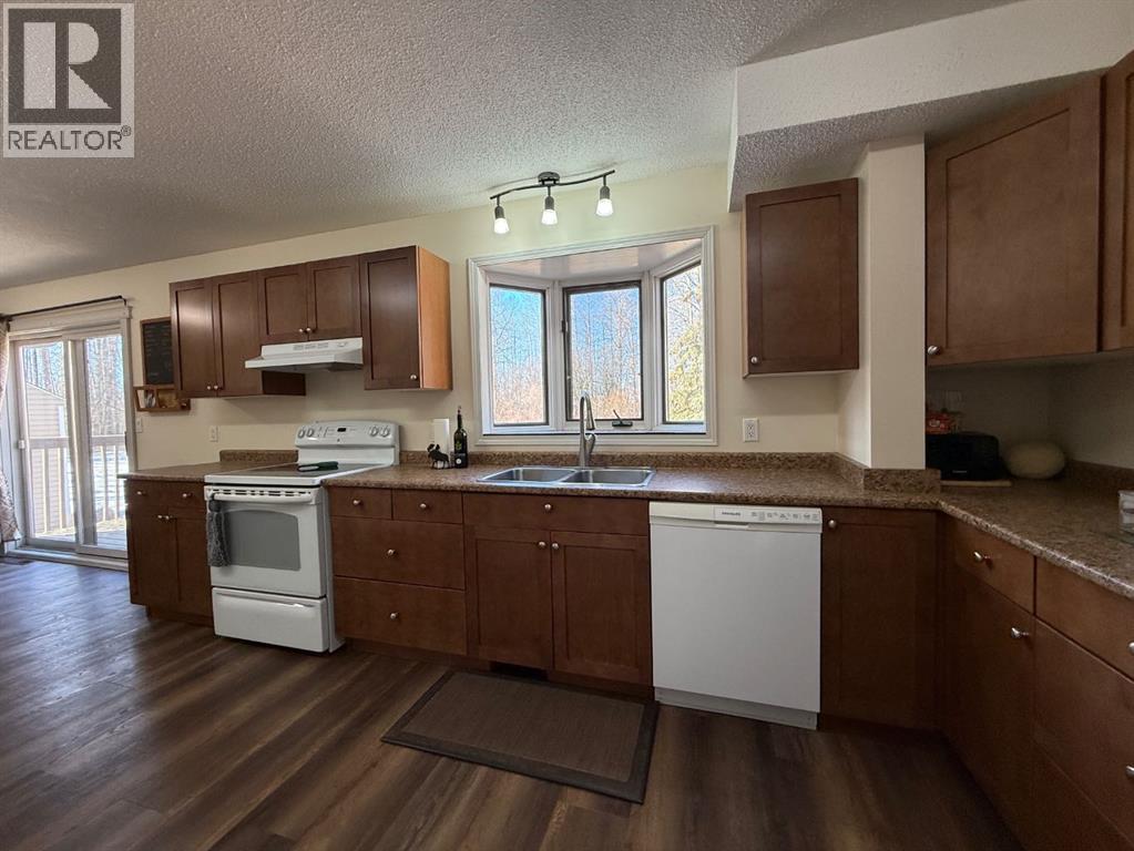 74420 Range Road 172 - 9