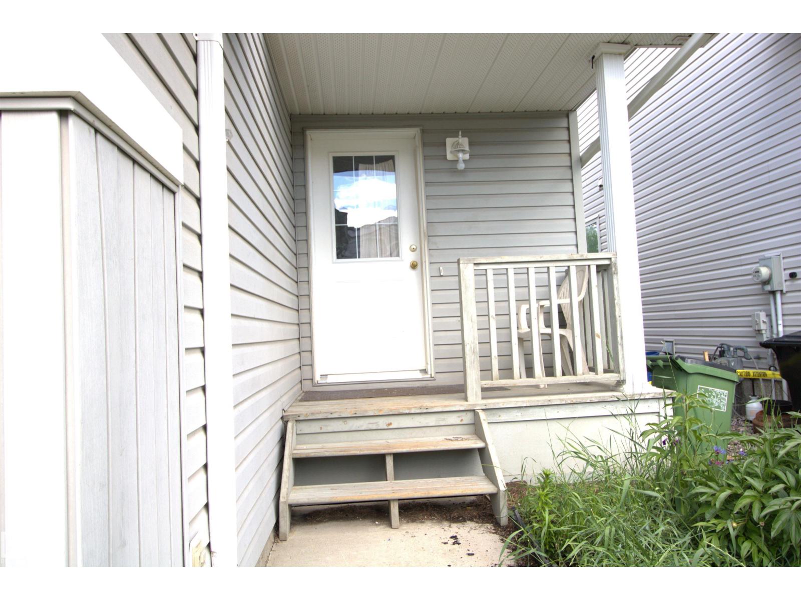 #26 13403 CUMBERLAND RD NW - 3