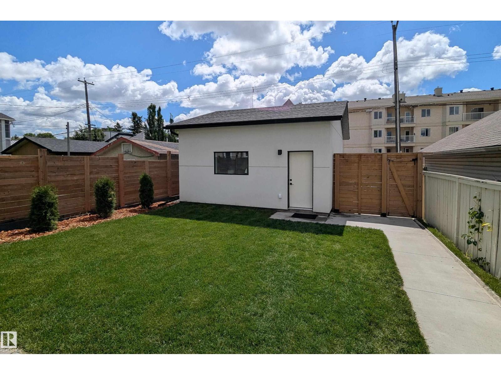 9137 84 AV NW NW — photo 58