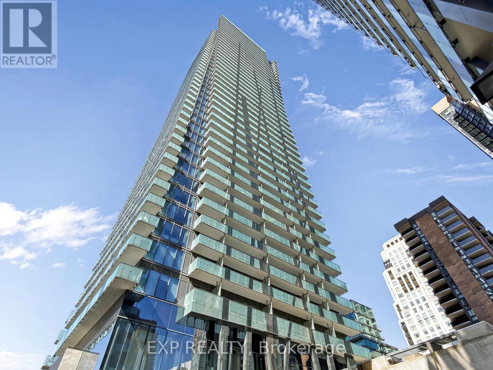 ##1009 65 ST MARY STREET - 2