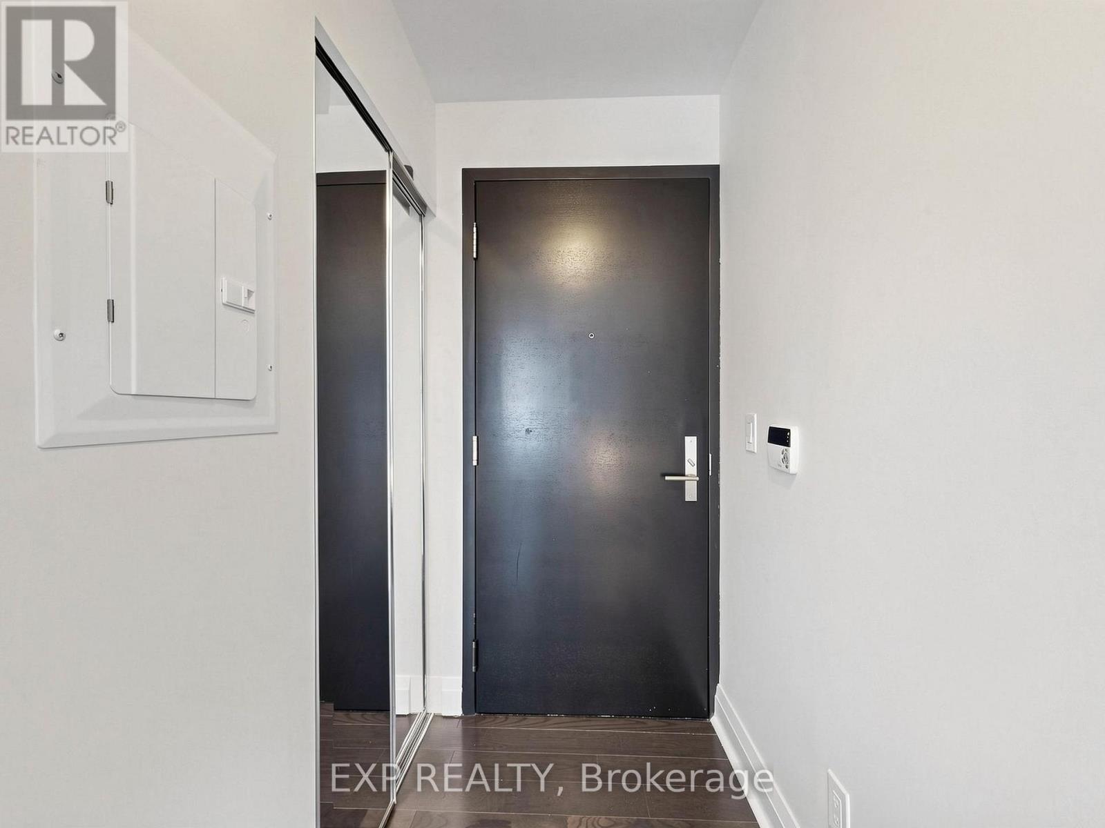 ##1009 65 ST MARY STREET - 21
