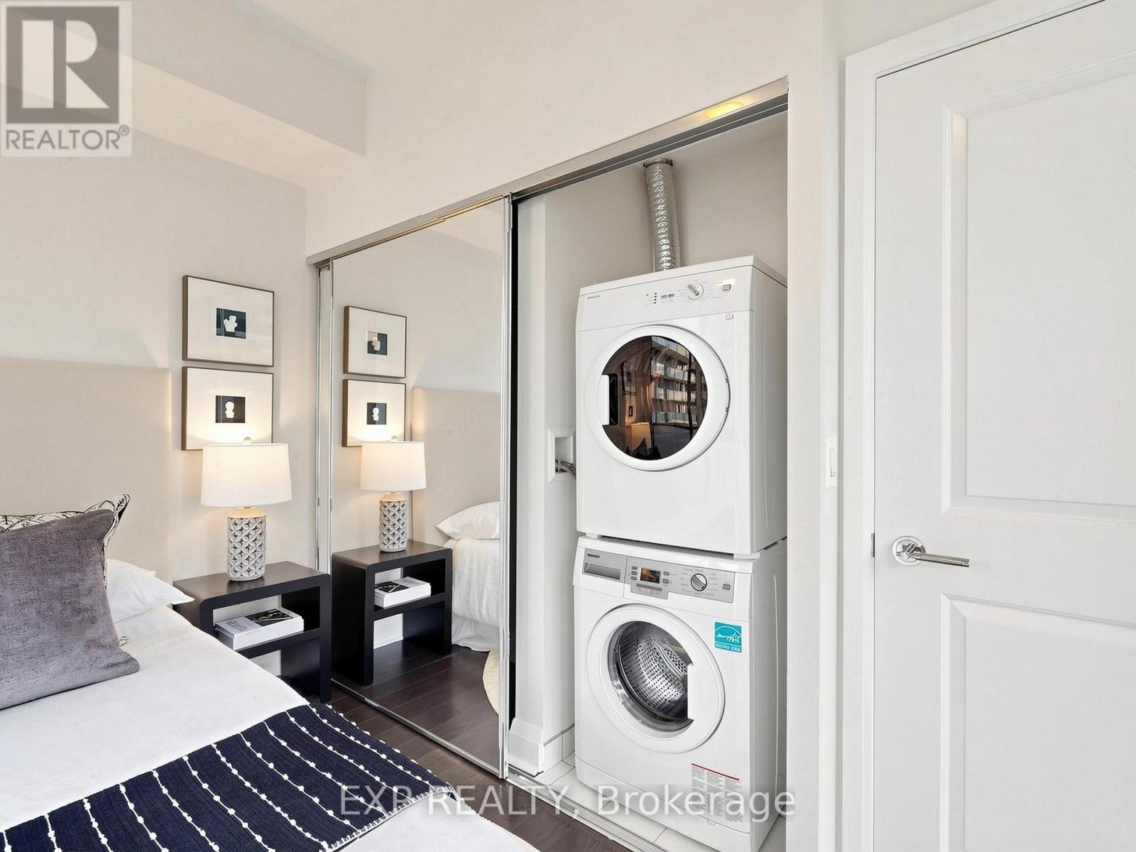 ##1009 65 ST MARY STREET - 22