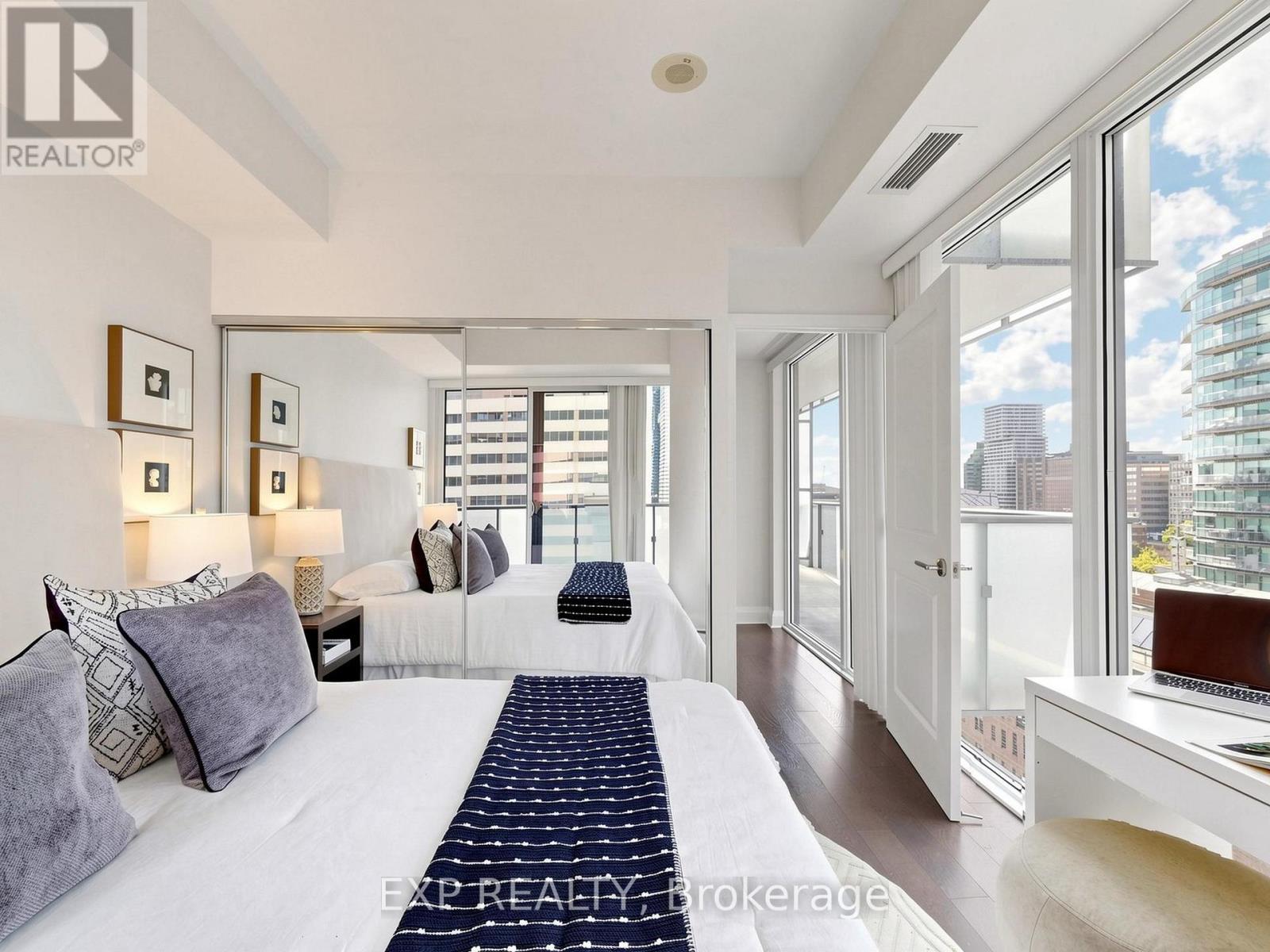 ##1009 65 ST MARY STREET - 26