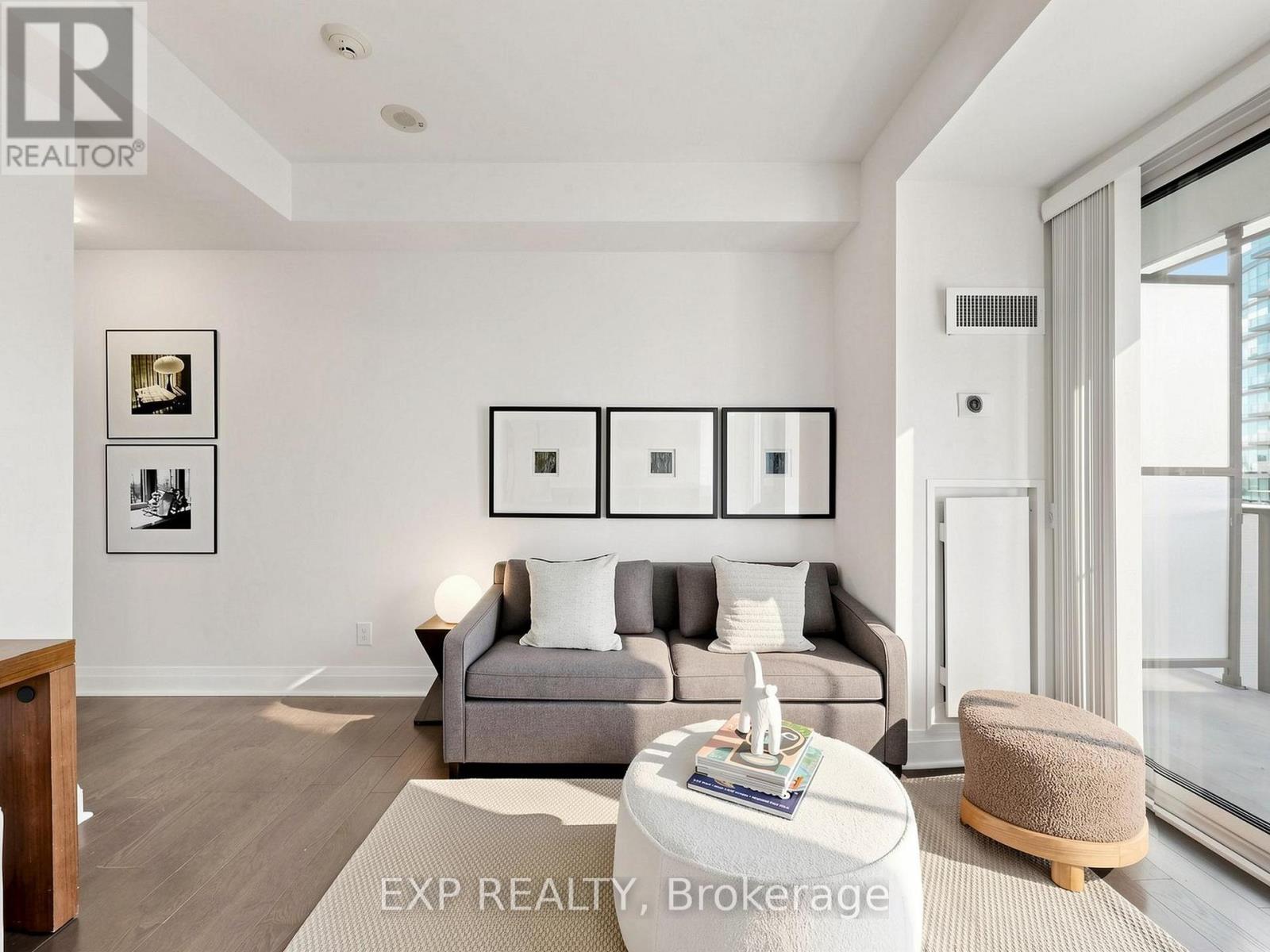##1009 65 ST MARY STREET - 34