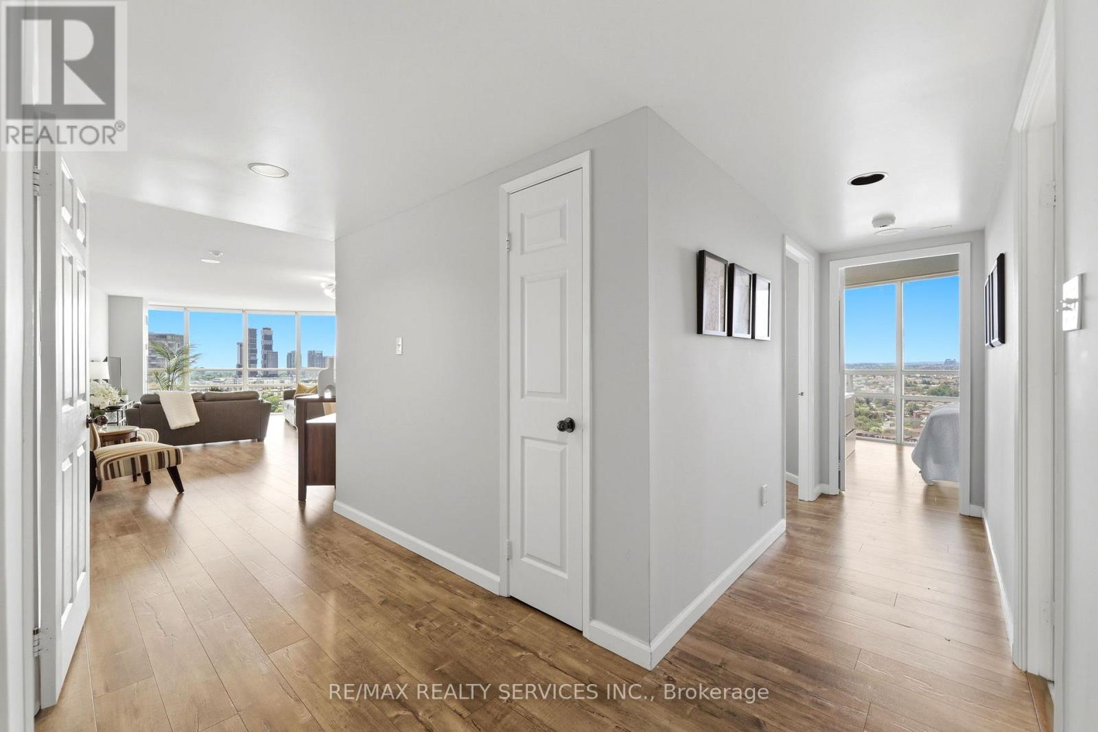 #2007 50 EGLINTON AVENUE W - 6
