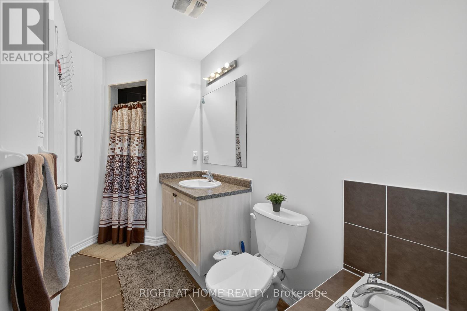 147 BETONY DRIVE - 21