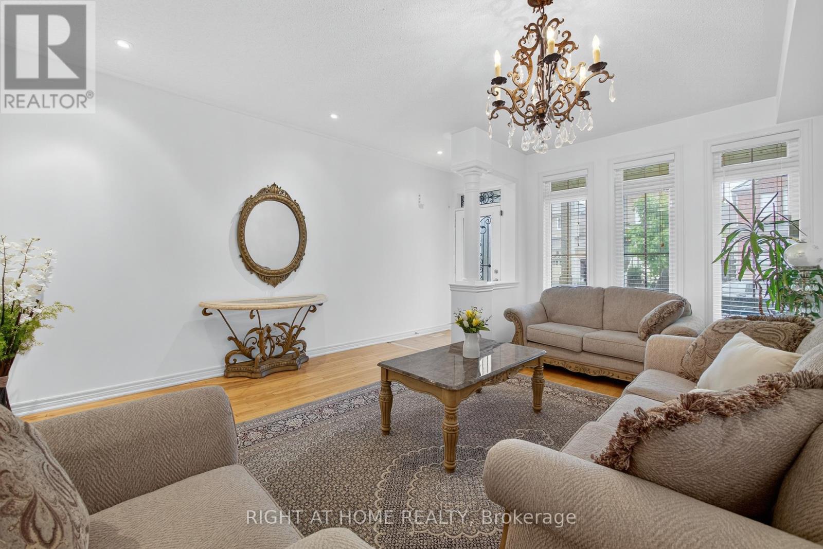 147 BETONY DRIVE - 8