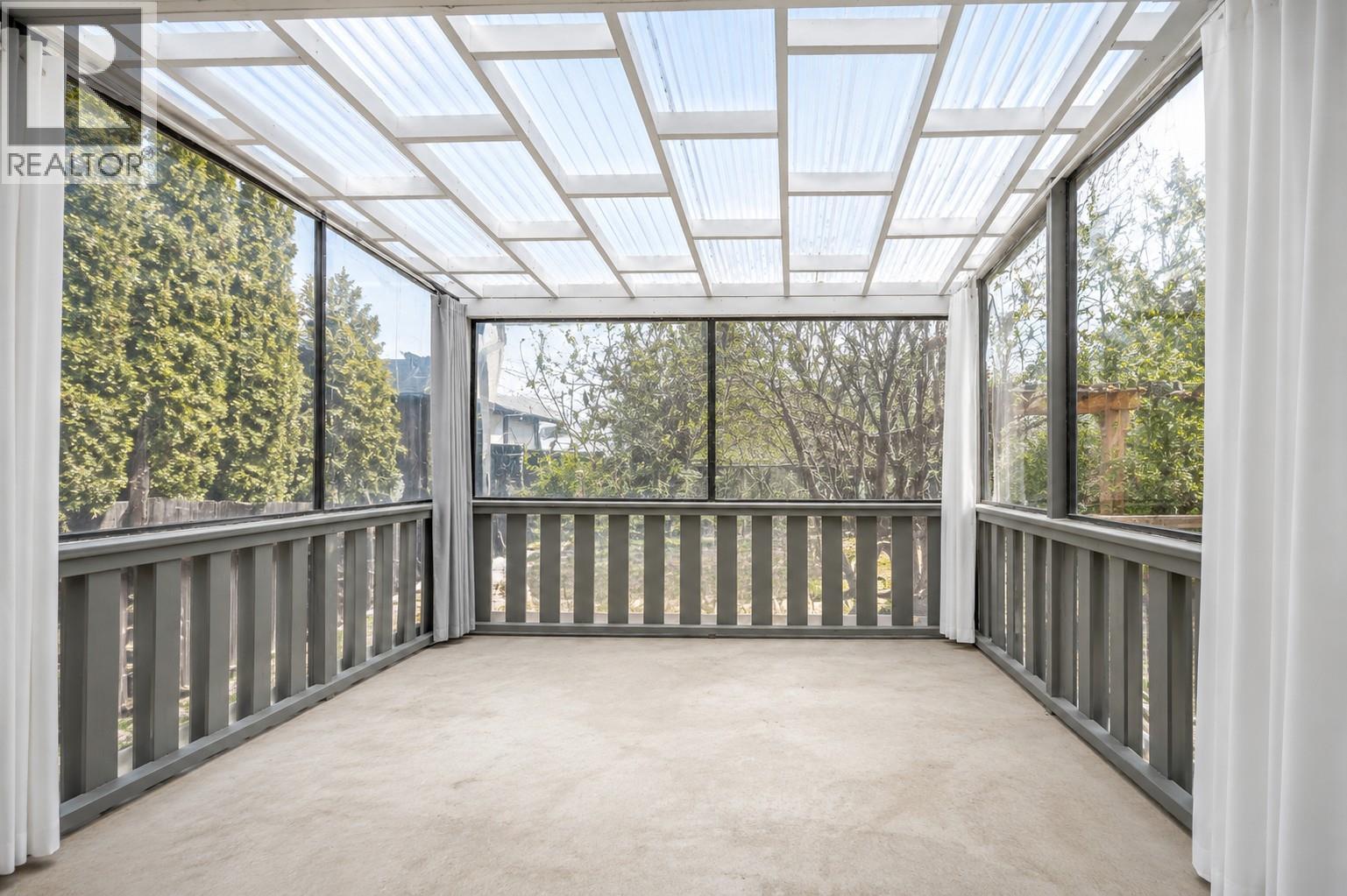 10919 Acland Street, Summerland