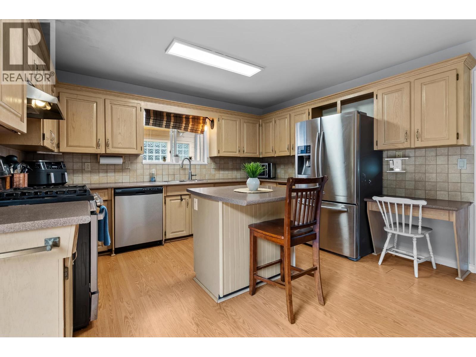 83 WOODLAND DRIVE, Delta