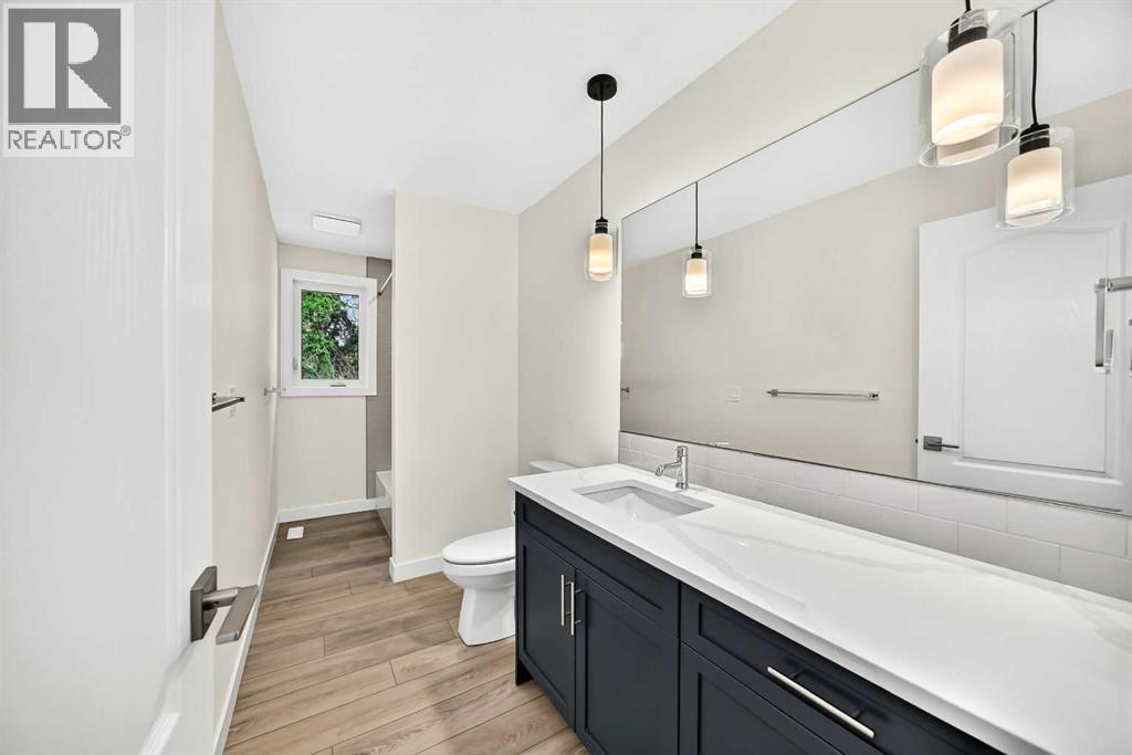 4016 37 Street NW - 15