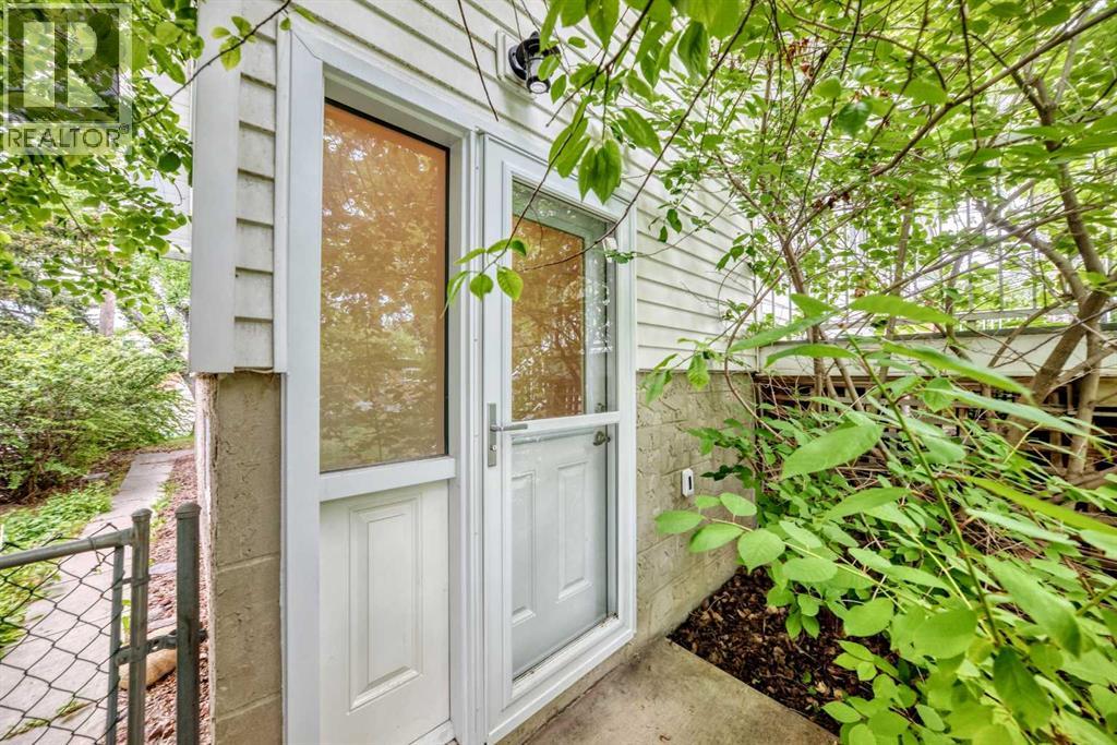 4016 37 Street NW - 27