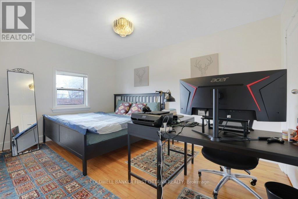 3 Bed, 1 Bath House for Sale in Ottawa – 968 GLADSTONE AVENUE, Ottawa – MLS# X13471092 - Image 11