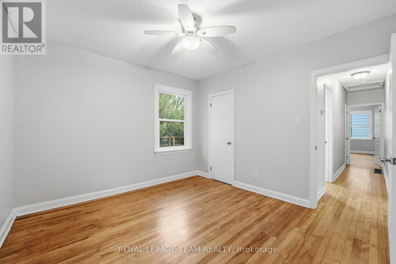 49 CROWNHILL STREET - 11