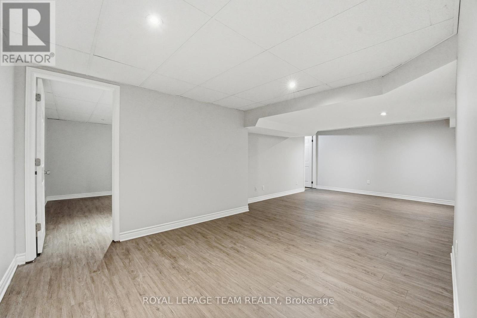 49 CROWNHILL STREET - 20