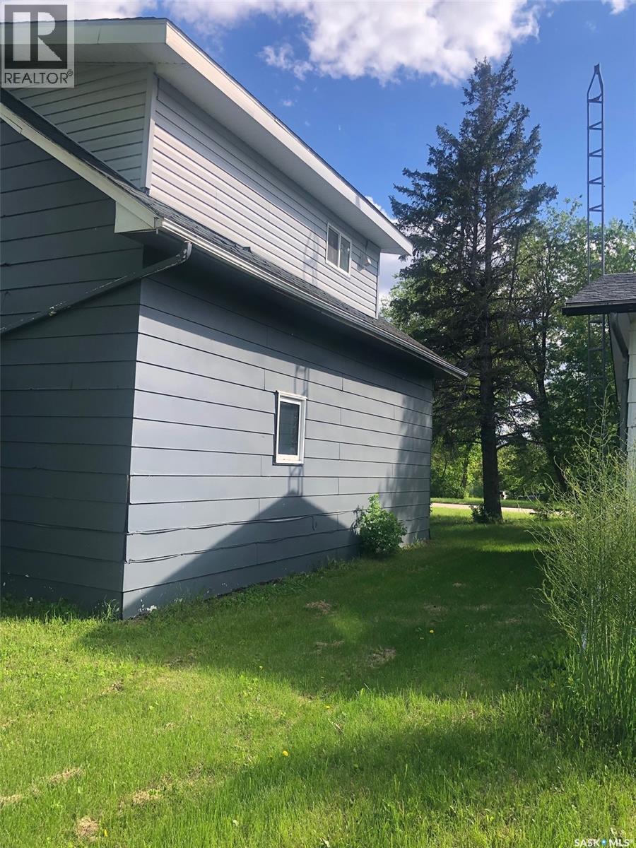 202 1st AVENUE NW - 4