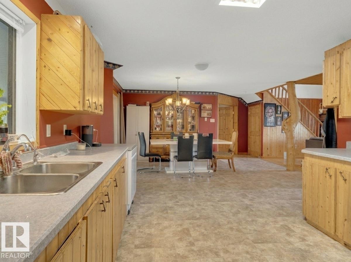460059 RGE ROAD 24 — photo 9