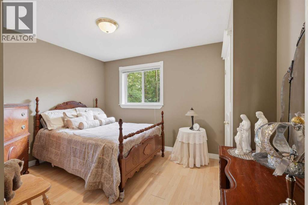 37 Parkland Crescent - 14