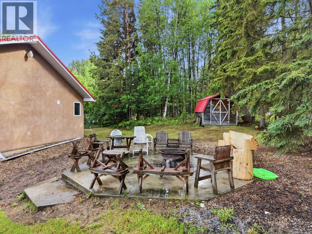 37 Parkland Crescent - 24