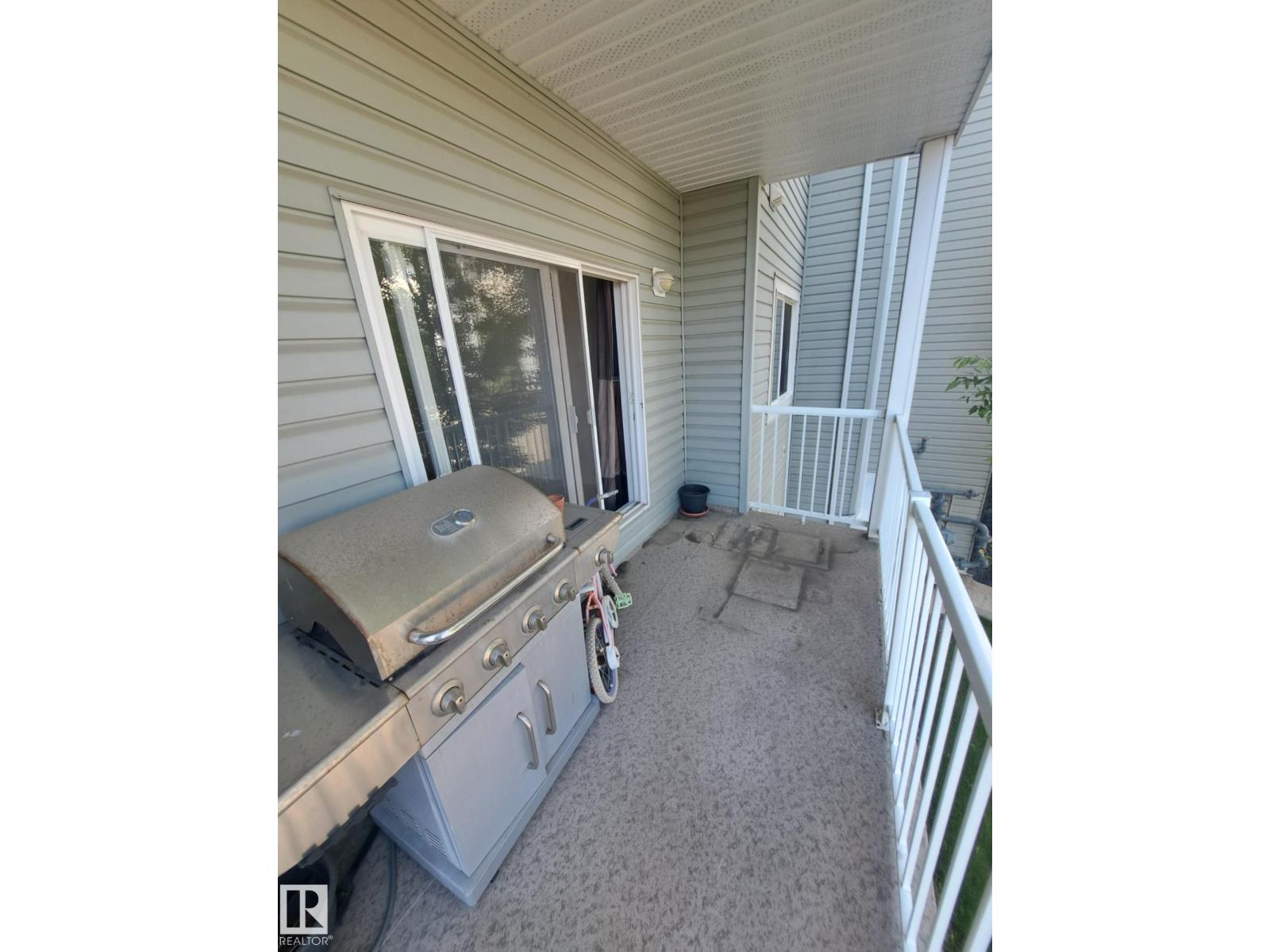 #205 9910 107 ST - 28