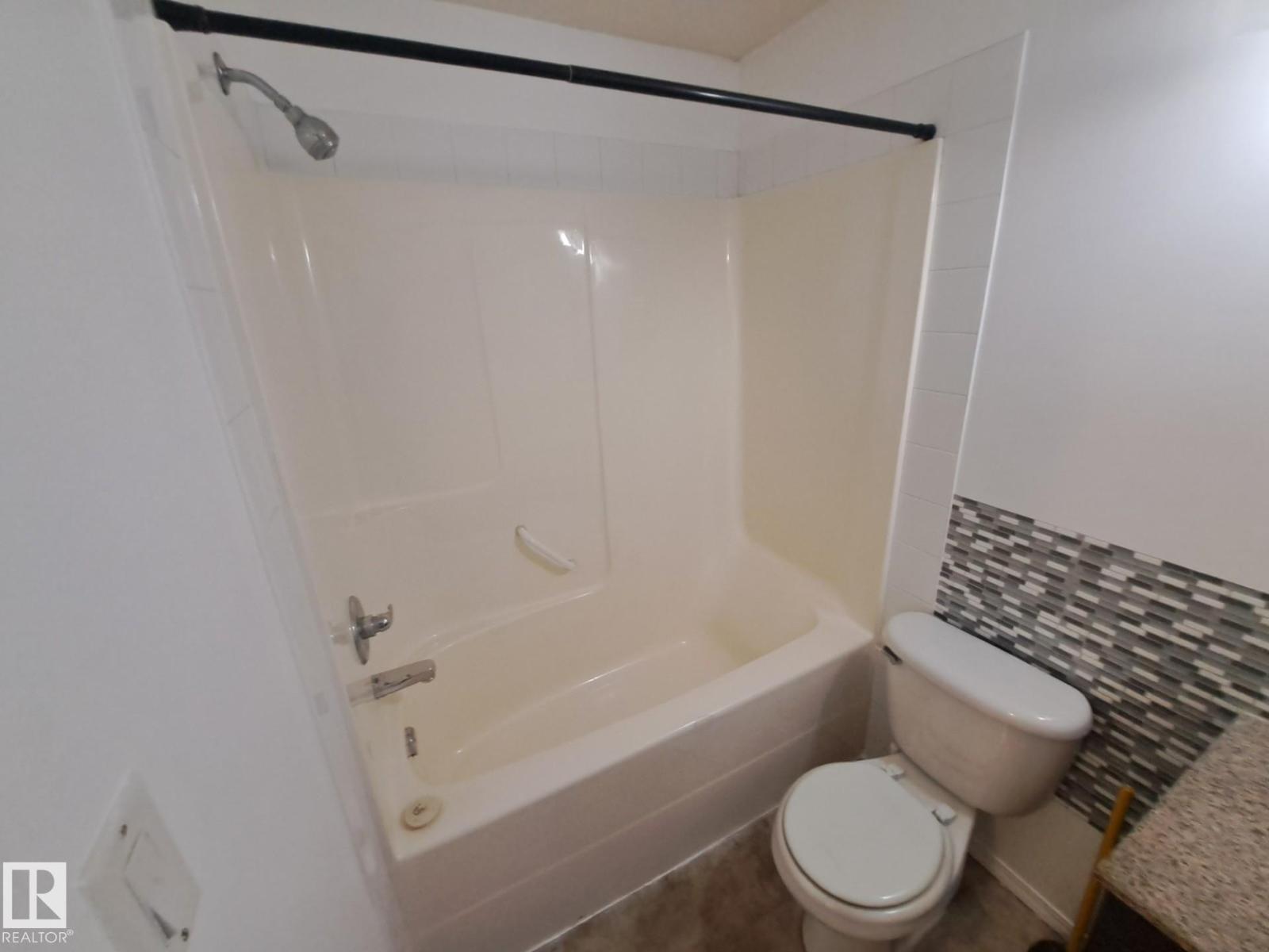 #205 9910 107 ST - 21