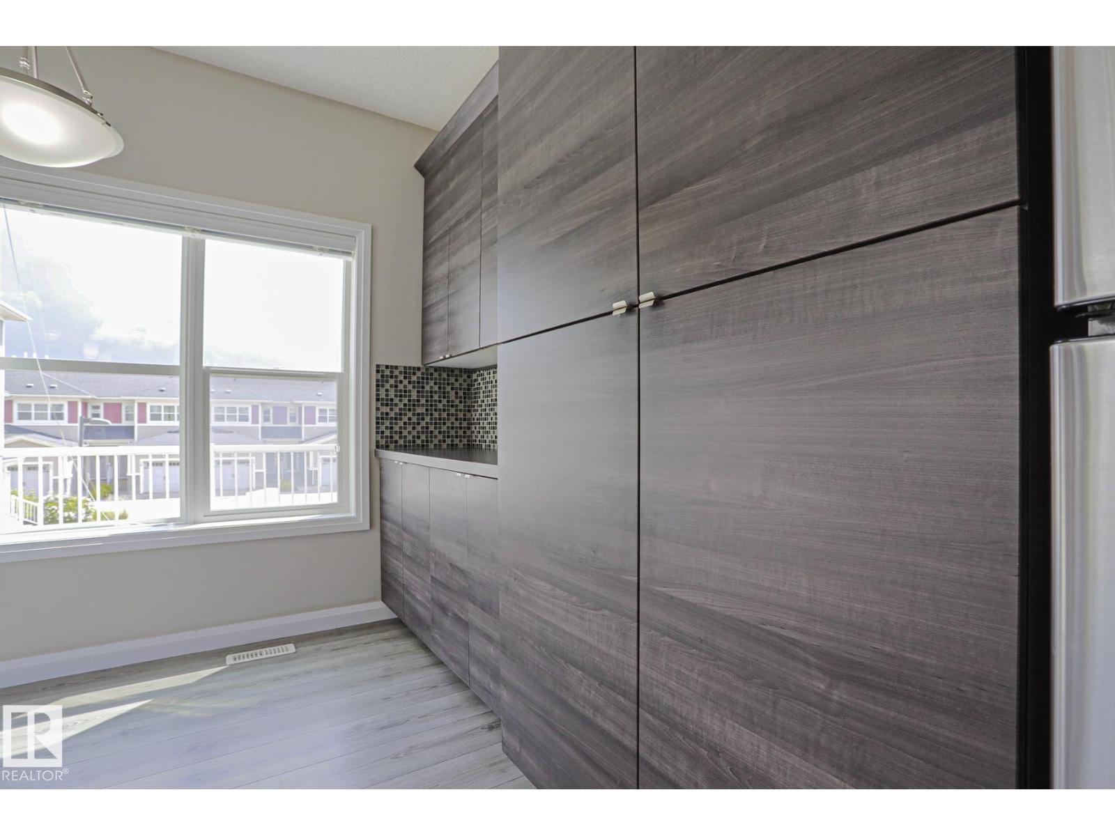 #33 3710 ALLAN DR SW - 12