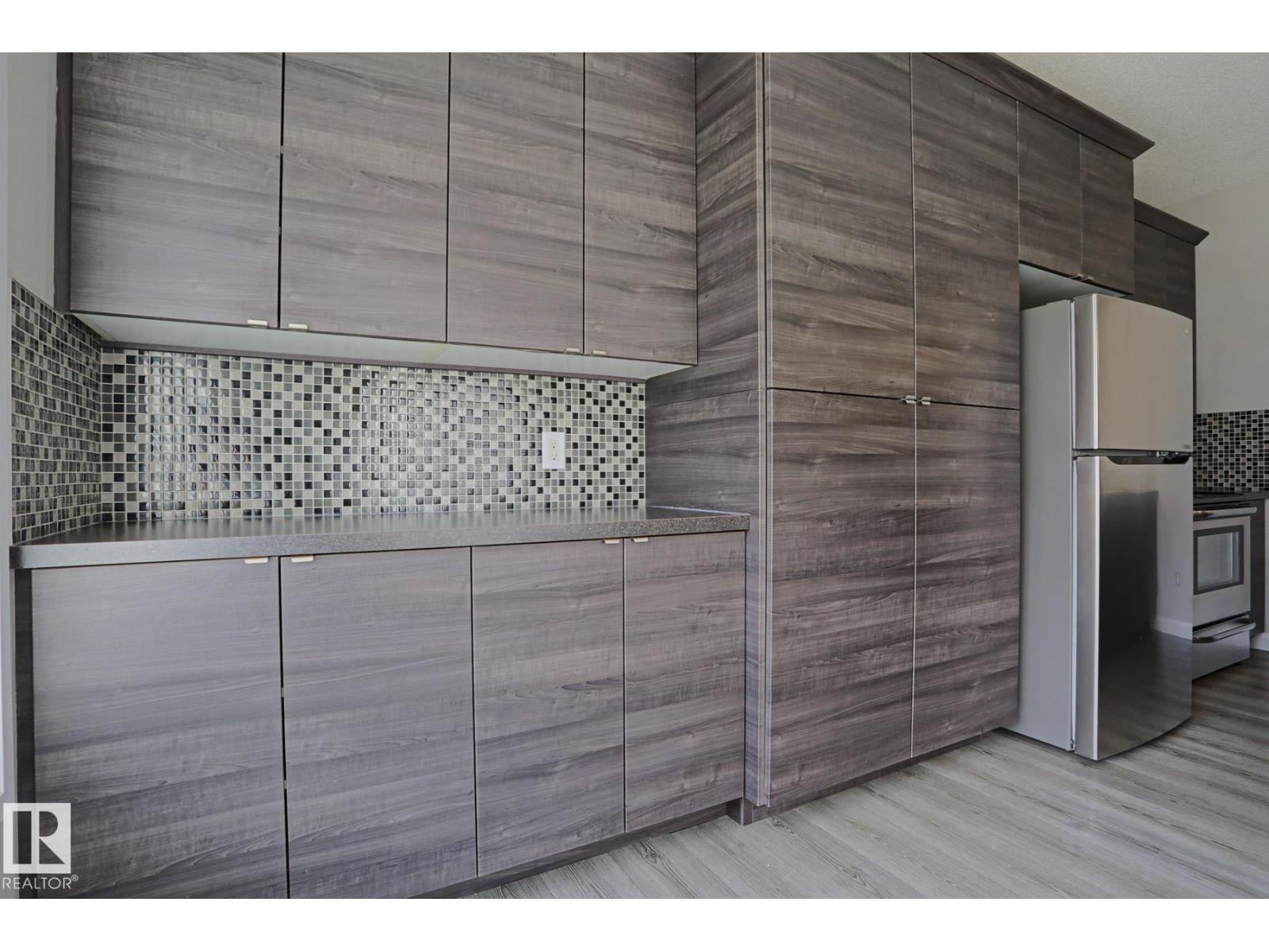 #33 3710 ALLAN DR SW - 14