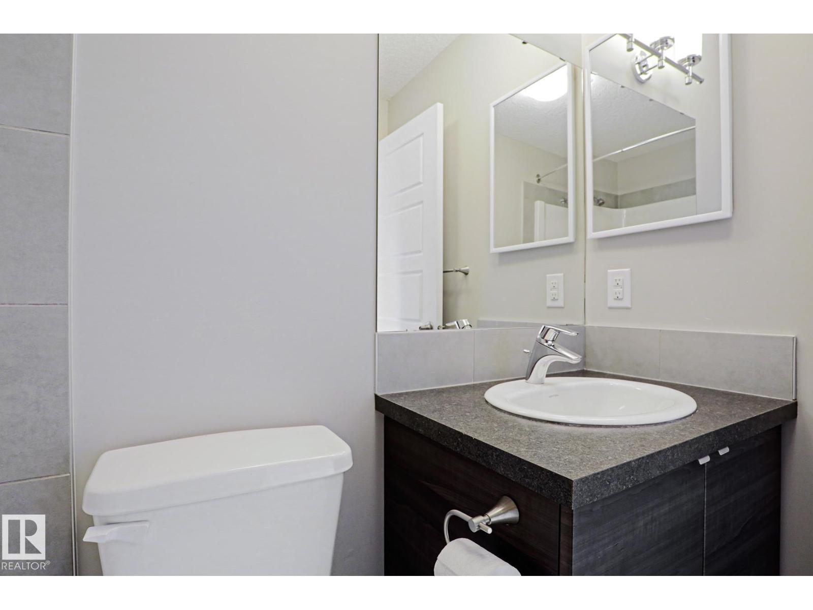#33 3710 ALLAN DR SW - 31