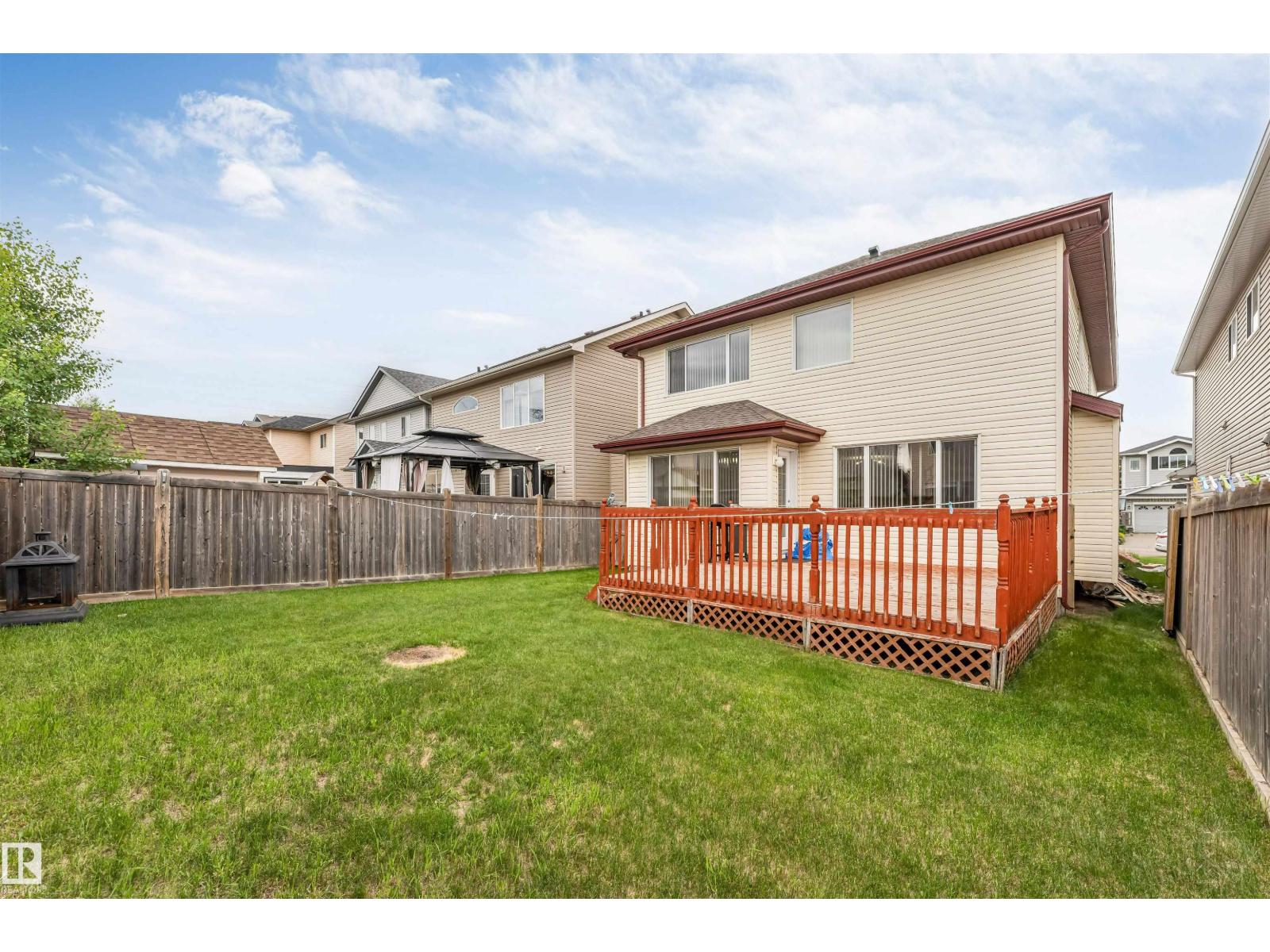 3012 25 AVE AV NW - 2
