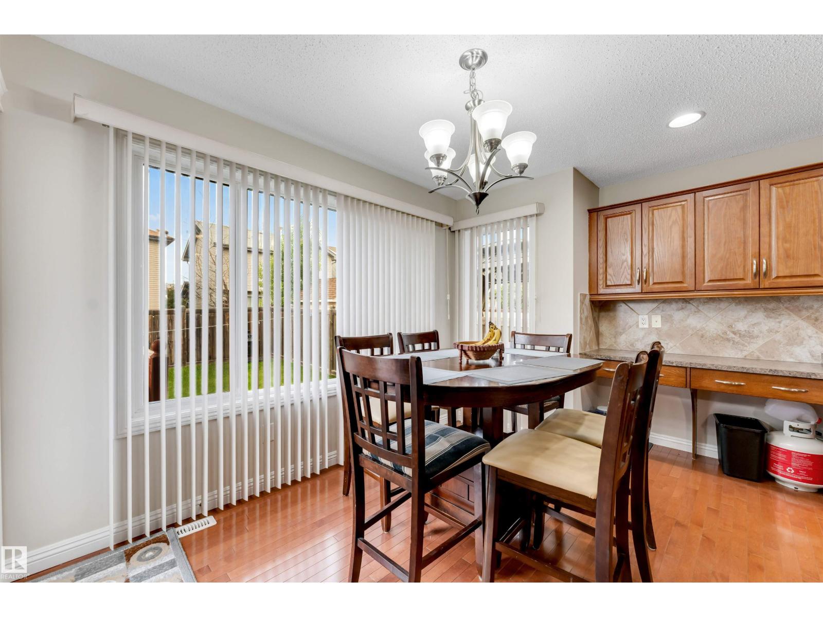3012 25 AVE AV NW - 21