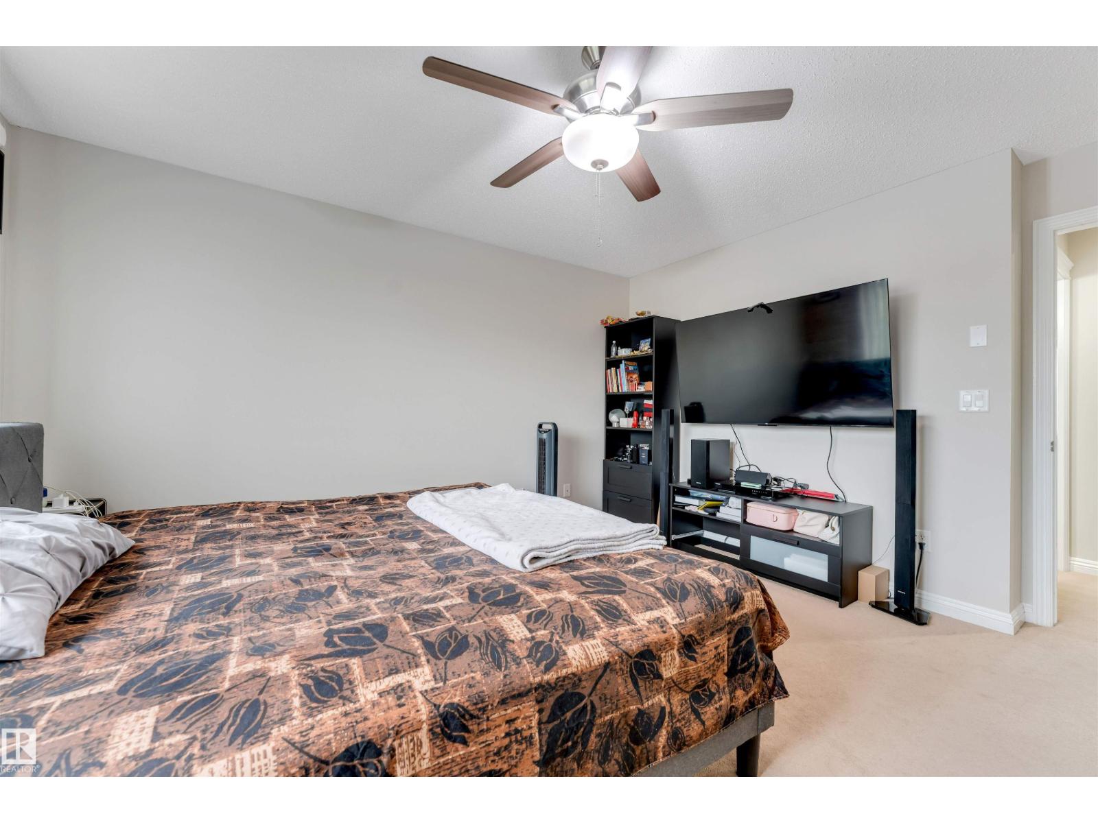 3012 25 AVE AV NW - 37