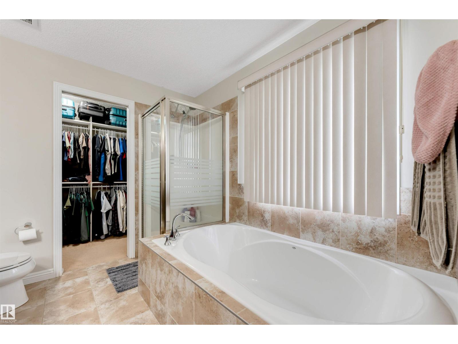 3012 25 AVE AV NW - 40
