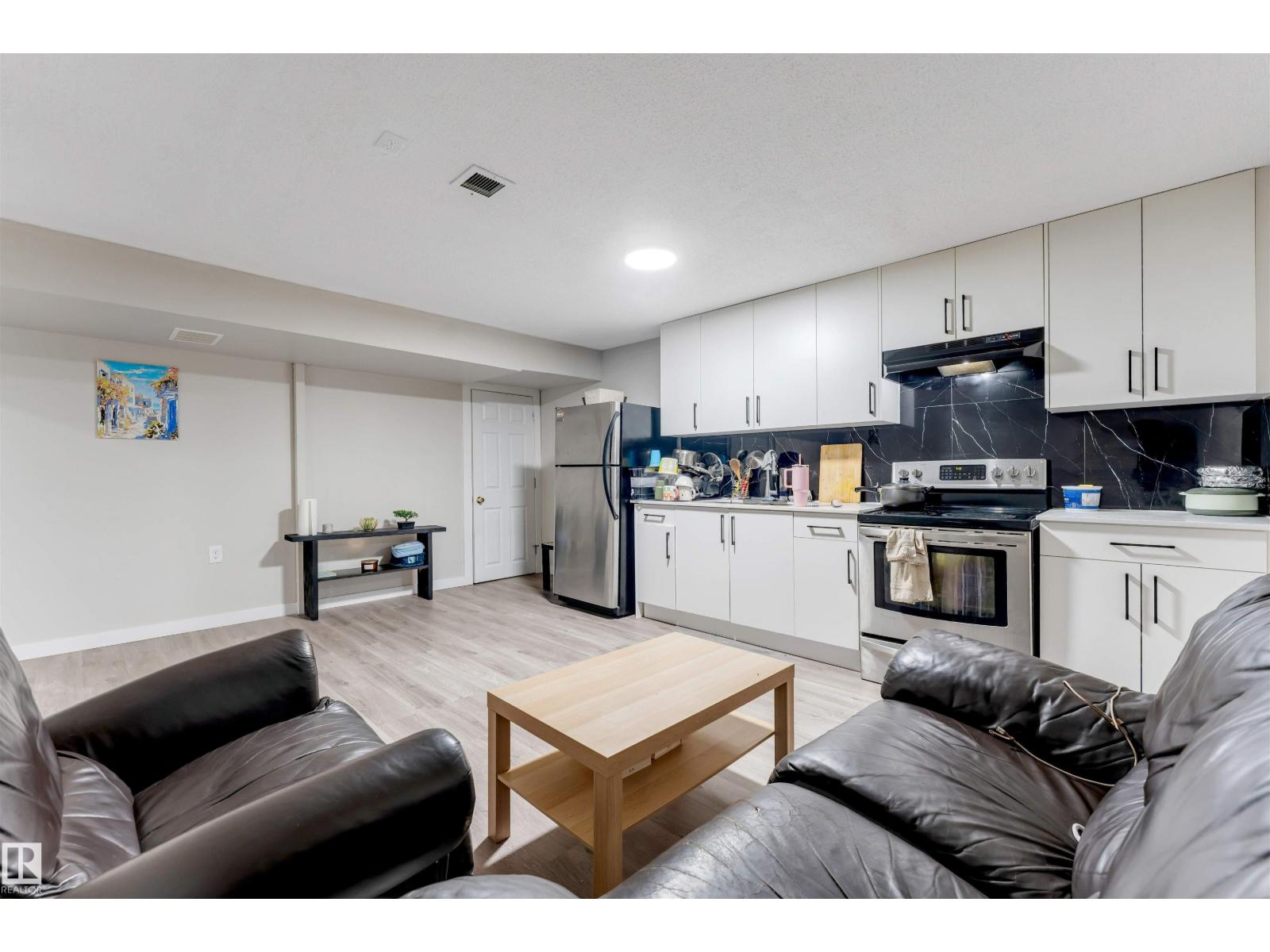 3012 25 AVE AV NW - 47