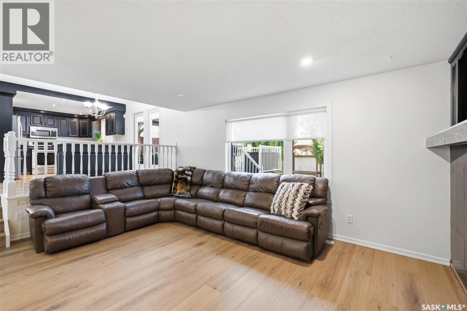 235 Bronson WAY — photo 14