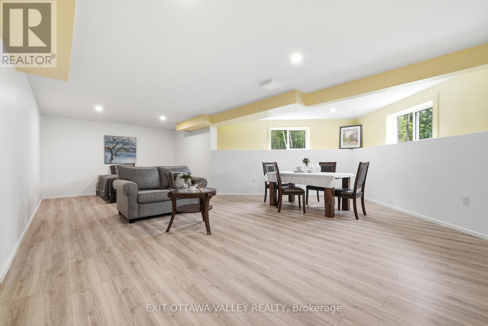 301 DORAN ROAD - 28