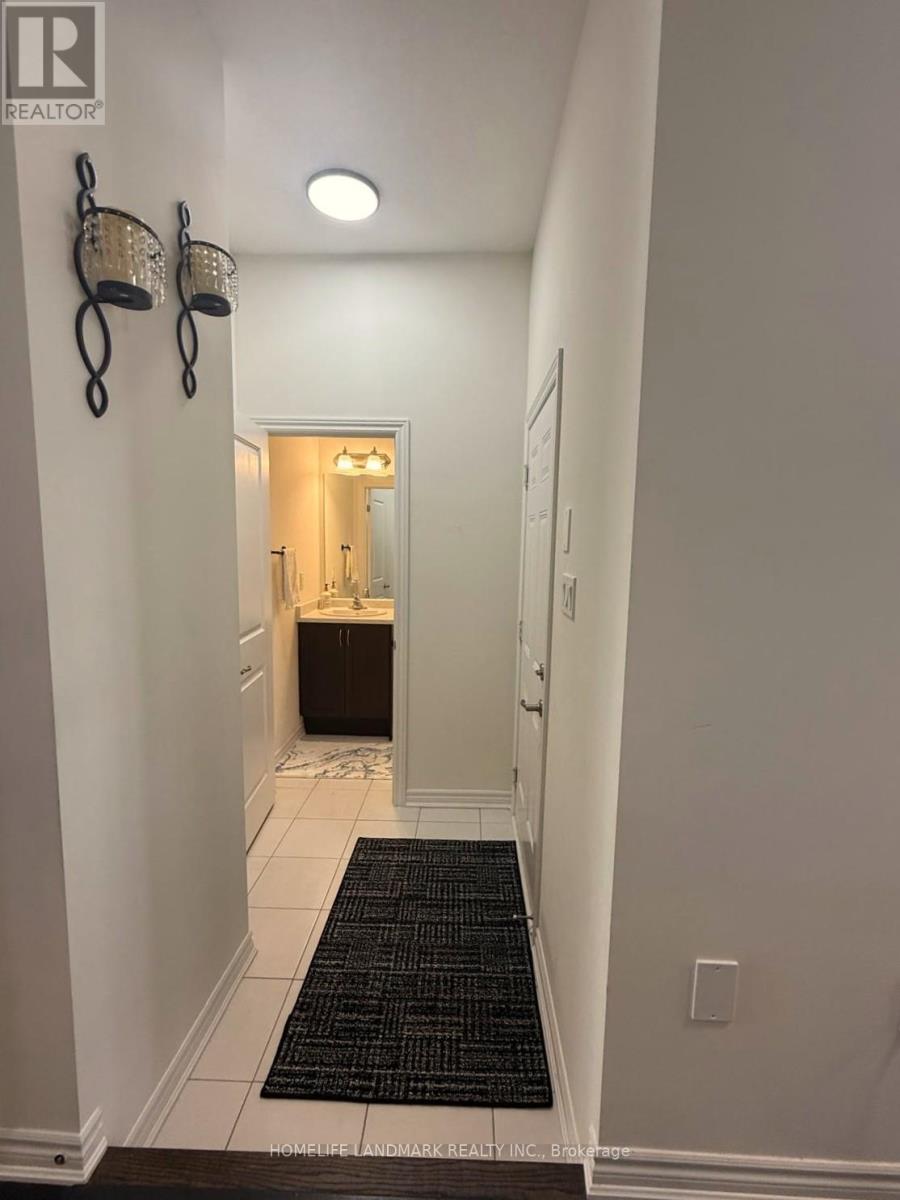 #117 305 GARNER ROAD W - 26