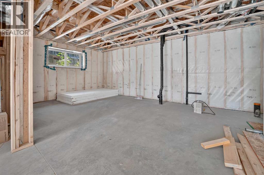 925 7 Street S — photo 28