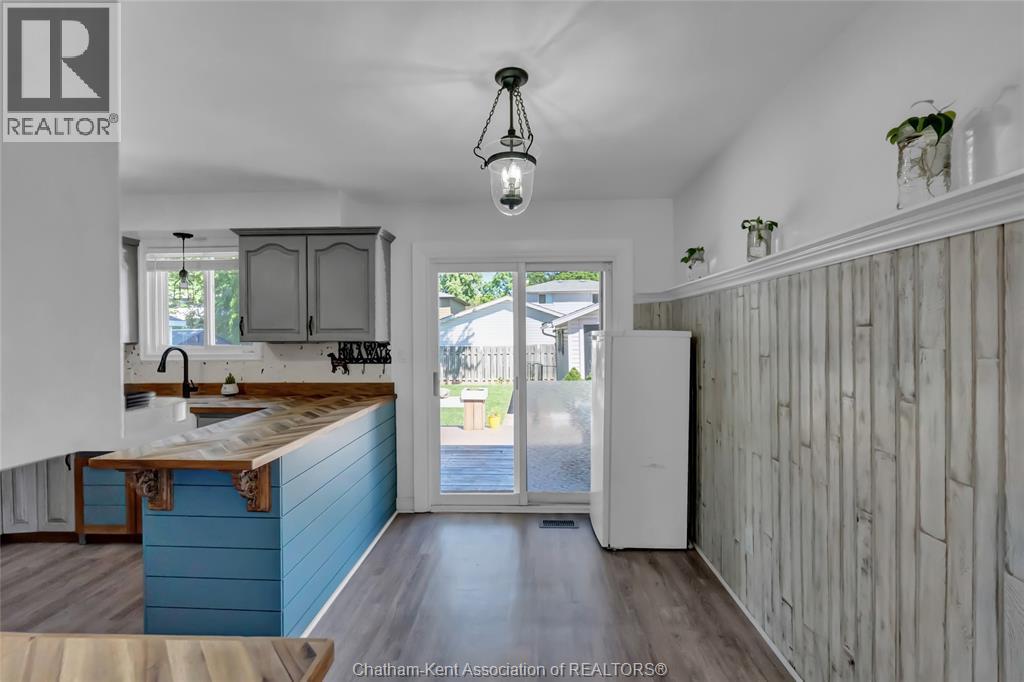 138 Vanier DRIVE - 11