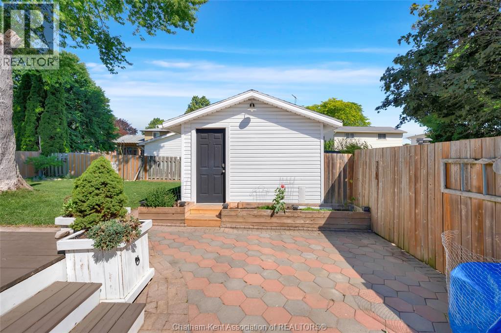 138 Vanier DRIVE - 47
