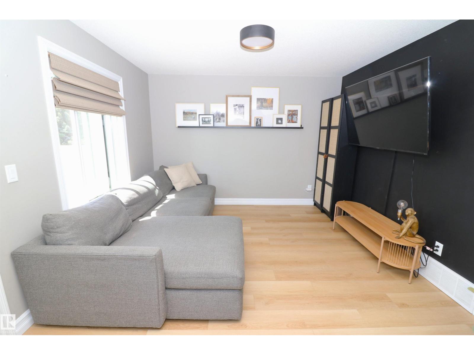 #29 1508 105 ST NW - 4