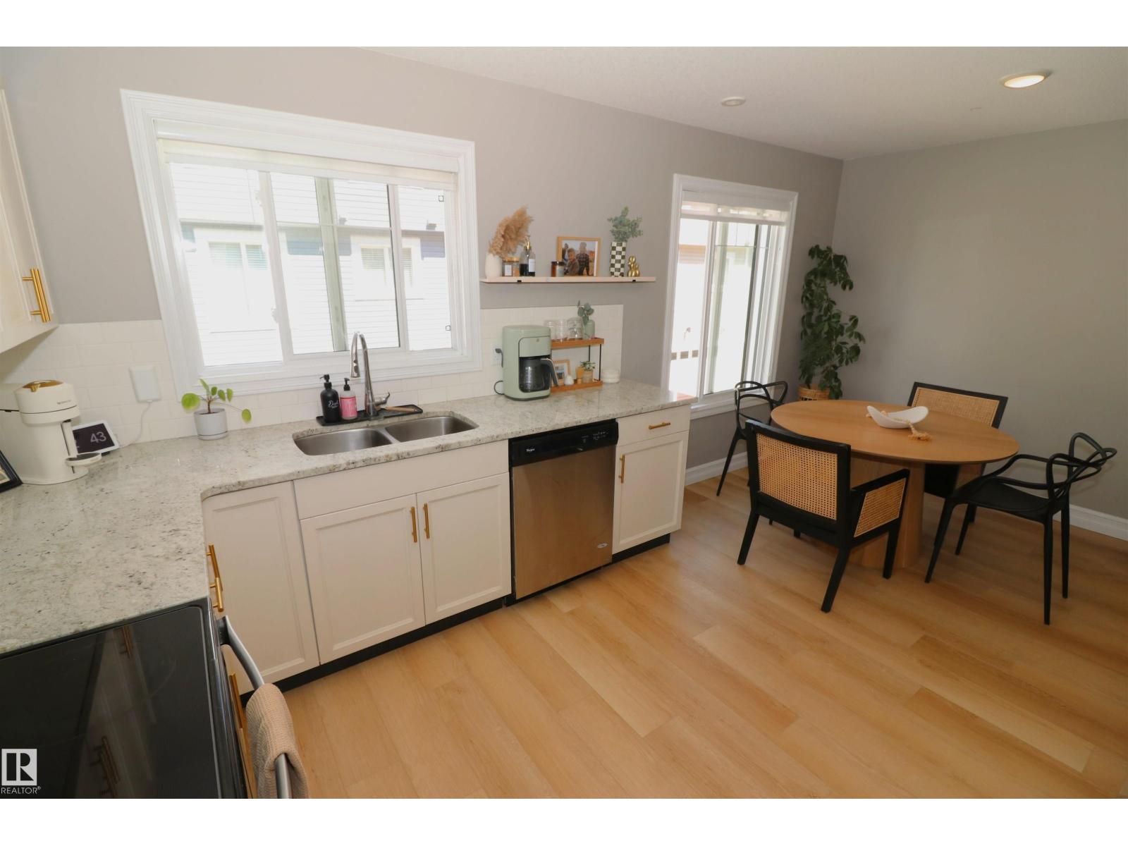 #29 1508 105 ST NW - 14
