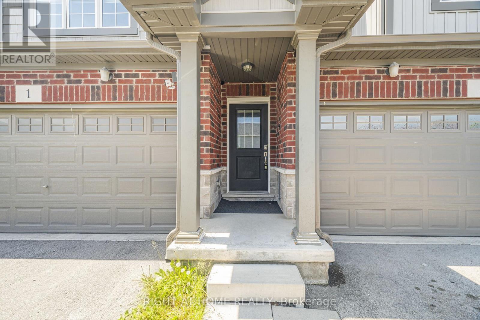3 SWART LANE - 16